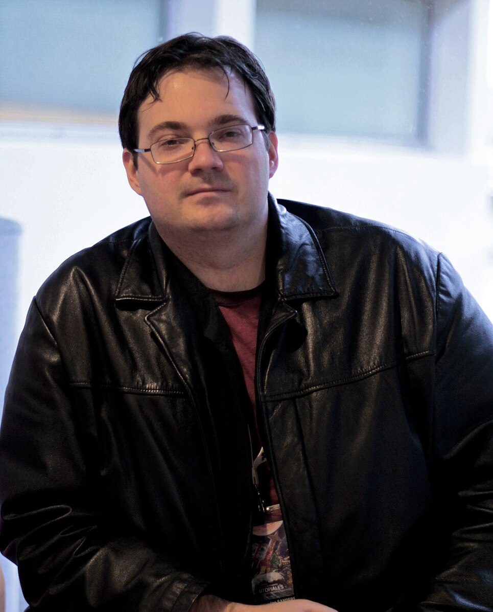 Brandon Sanderson